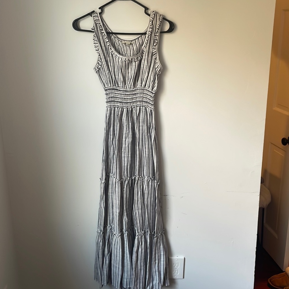 Max Studio linen tiered maxi dress